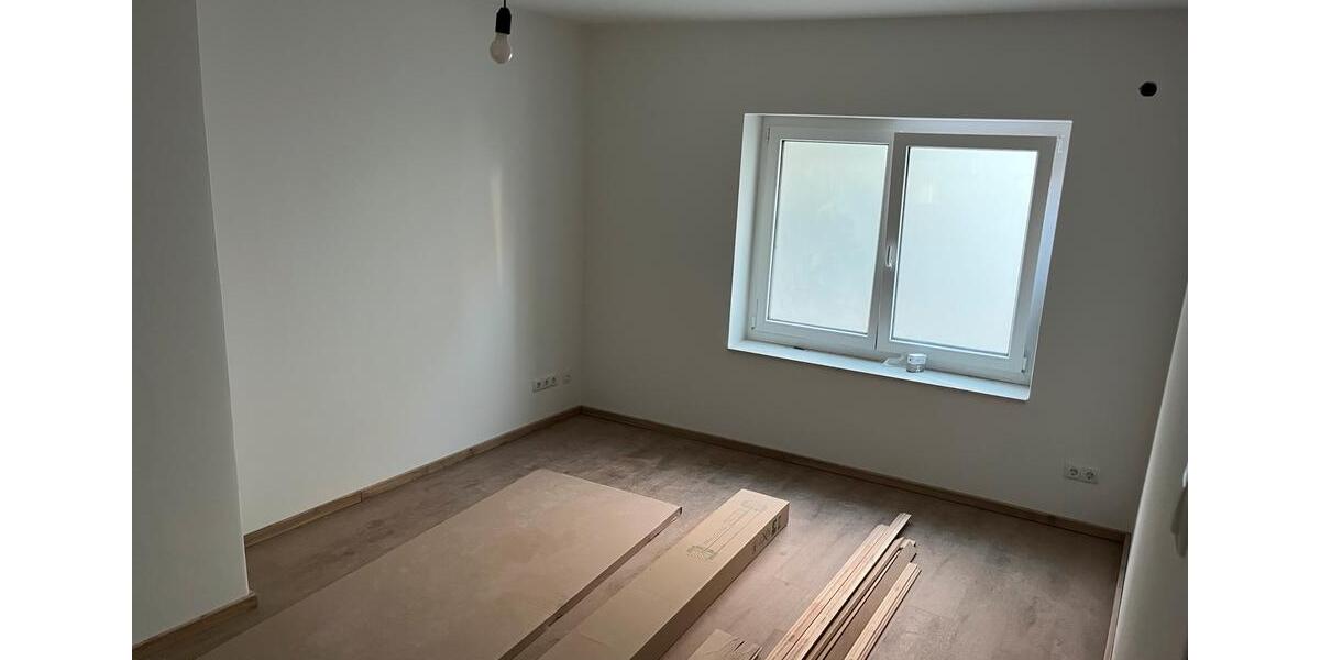 Einfamilienhaus Landau in der Pfalz - 3.5 Zimmer, 145 m&sup2;, 1.400&euro; | Angebot:25501550