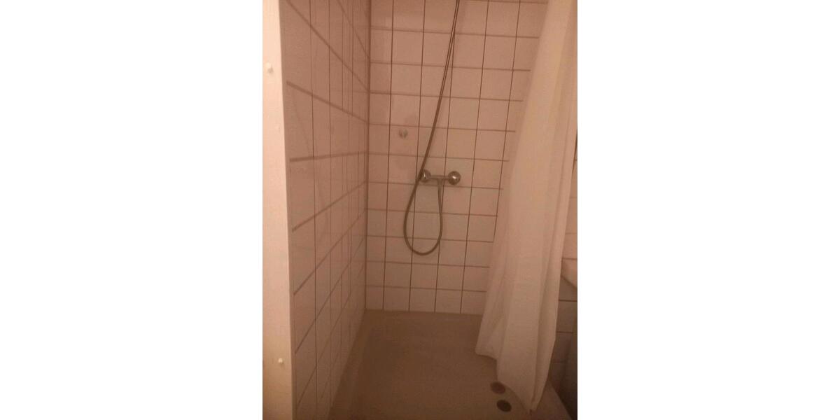 Etagenwohnung Karlsruhe Beiertheim-Bulach - 1 Zimmer, 18 m&sup2;, 325&euro; | Angebot:26212036