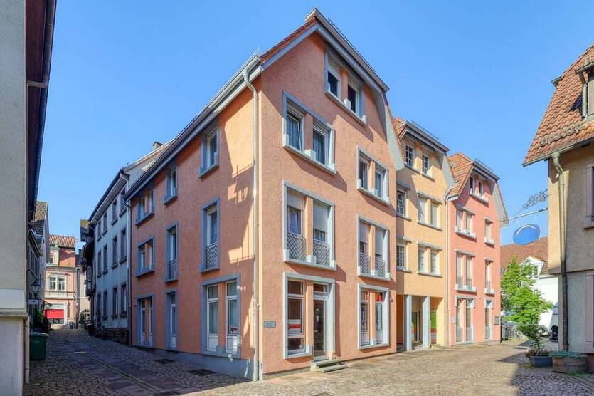 Charmantes Altstadtleben: Moderne 3-Zimmer-Wohnung mit Balkon - 83,70 m² Wohlfühlfläche!