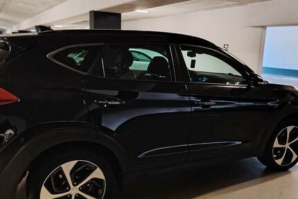 Hyundai TUCSON 80.000 km 16.600 &euro; Karlsruhe 76227