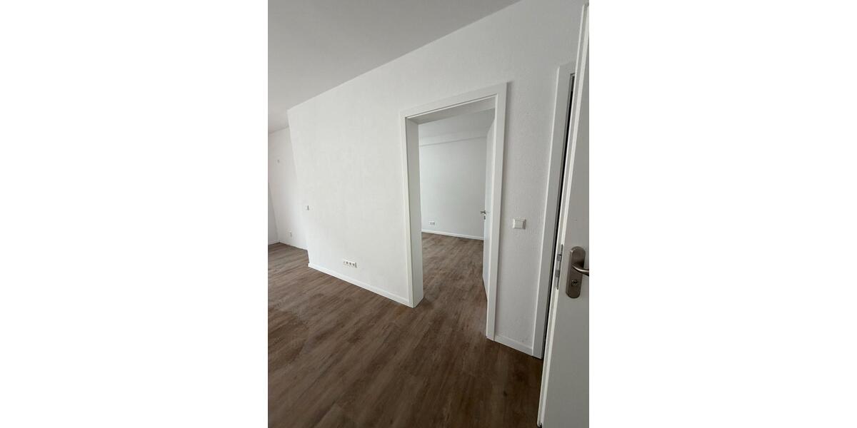Etagenwohnung Stutensee - 3 Zimmer, 75 m&sup2;, 1.200&euro; | Angebot:26649612