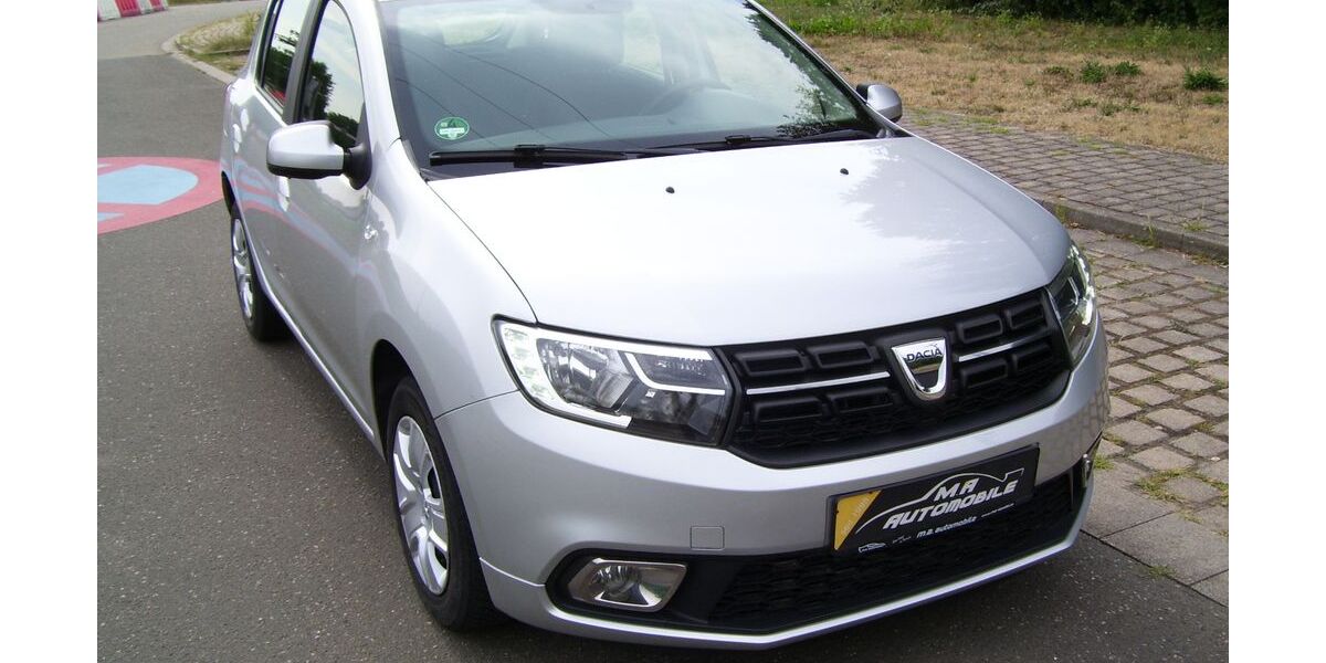 Dacia Sandero 76.000 km 5.399 &euro; Kandel 76870