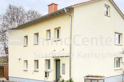 Haus Pfinztal / Berghausen Berghausen - 8 Zimmer, 226 m&sup2;, 635.000&euro; | Angebot:25242521