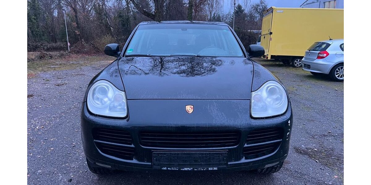 Porsche Cayenne 463.841 km 2.999 € Pforzheim 75179
