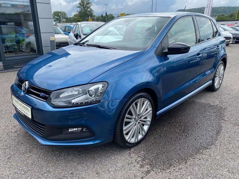 VW Polo 130.000 km 9.950 € Niefern 75223