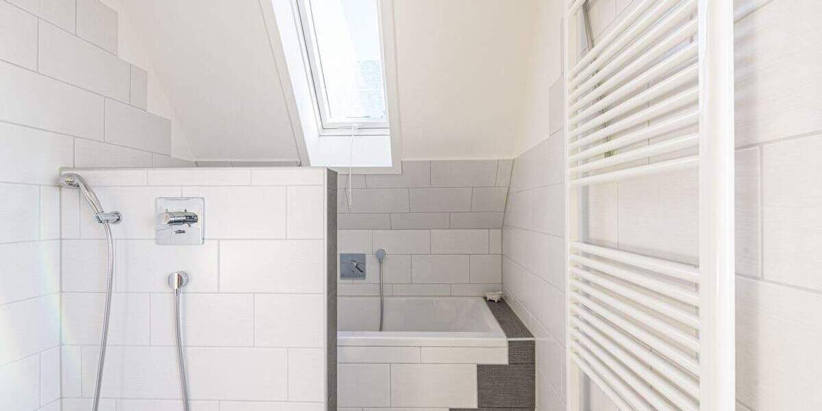 Doppelhaushälfte Pforzheim Huchenfeld - 6 Zimmer, 124 m&sup2;, 350.000&euro; | Angebot:23851785