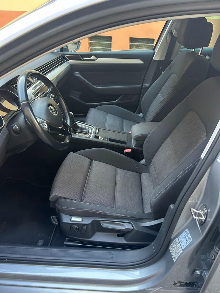 VW Passat Variant 97.600 km 19.800 € Pforzheim 75175