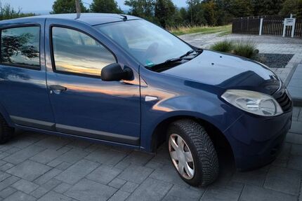 Dacia Sandero 125.000 km 999 &euro; Engelsbrand 75331