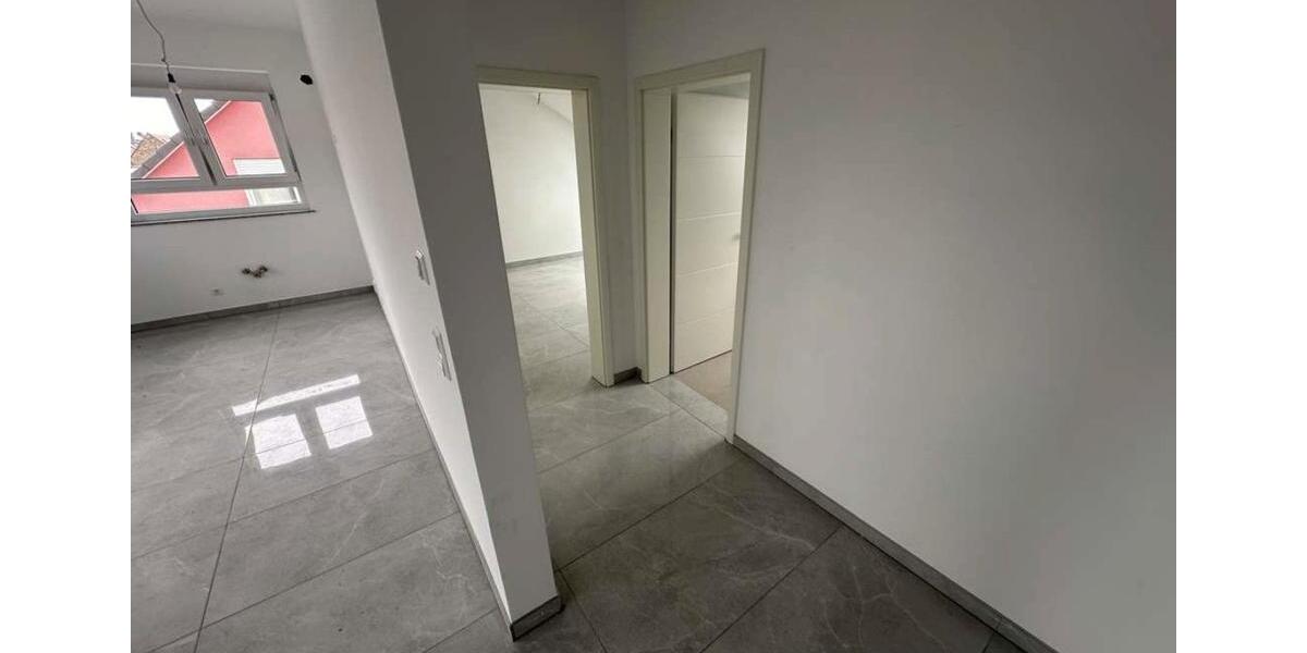 Etagenwohnung Stutensee - 3 Zimmer, 80 m&sup2;, 1.250&euro; | Angebot:26607091