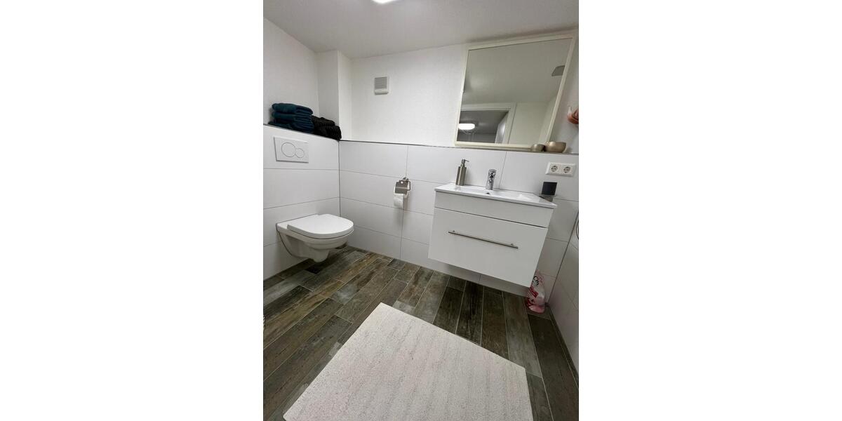 Moderne Wohnung im Dachgeschoss 2 zimmer