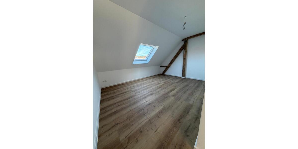 Maisonettenwohnung Bruchsal - 4 Zimmer, 103 m&sup2;, 1.300&euro; | Angebot:26548677