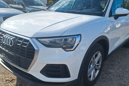 Audi Q3 119.900 km 25.990 &euro; Karlsruhe 76185