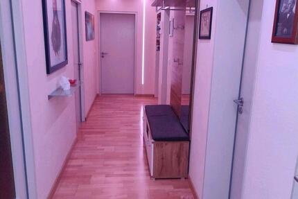Wohnung Waldbronn - 3 Zimmer, 84 m&sup2;, 270.000&euro; | Angebot:26906511
