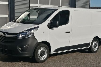 Opel Vivaro 79.000 km 17.998 € Landau 76829
