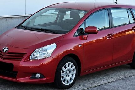 Toyota Verso 73.000 km 13.000 € Landau 76829