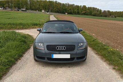 Audi TT 218.000 km 5.200 &euro; Ettlingen 76275