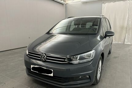 VW Touran 114.203 km 21.900 € Bretten 75015