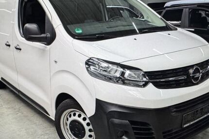 Opel Vivaro 28.490 km 17.990 &euro; Philippsburg 76661