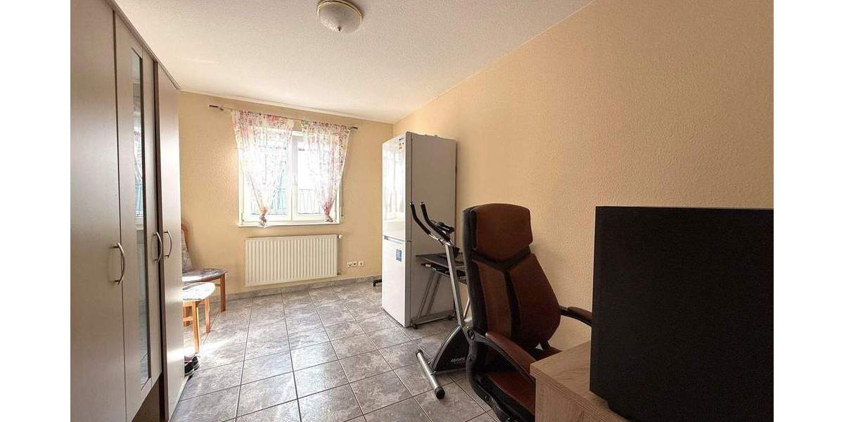 Etagenwohnung Bretten - 4 Zimmer, 105 m&sup2;, 360.000&euro; | Angebot:25745792