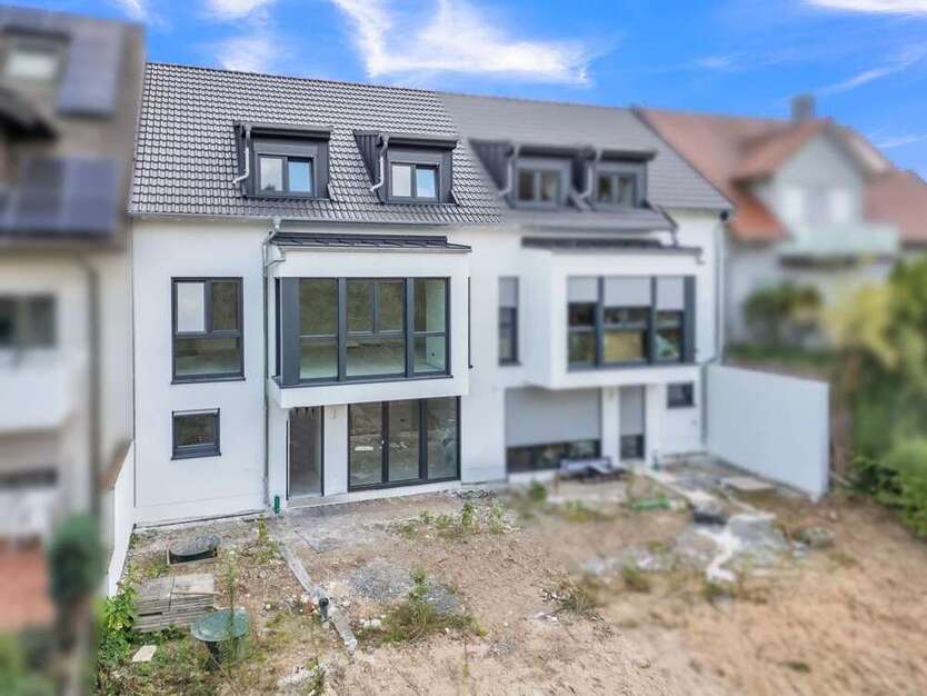 Haus zum Kaufen in Karlsruhe Neureut 899.000 € 180 m²