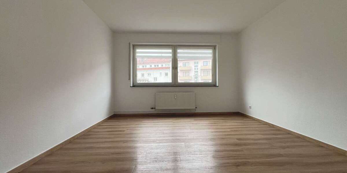 Etagenwohnung Bruchsal - 3 Zimmer, 84 m&sup2;, 760&euro; | Angebot:26839988