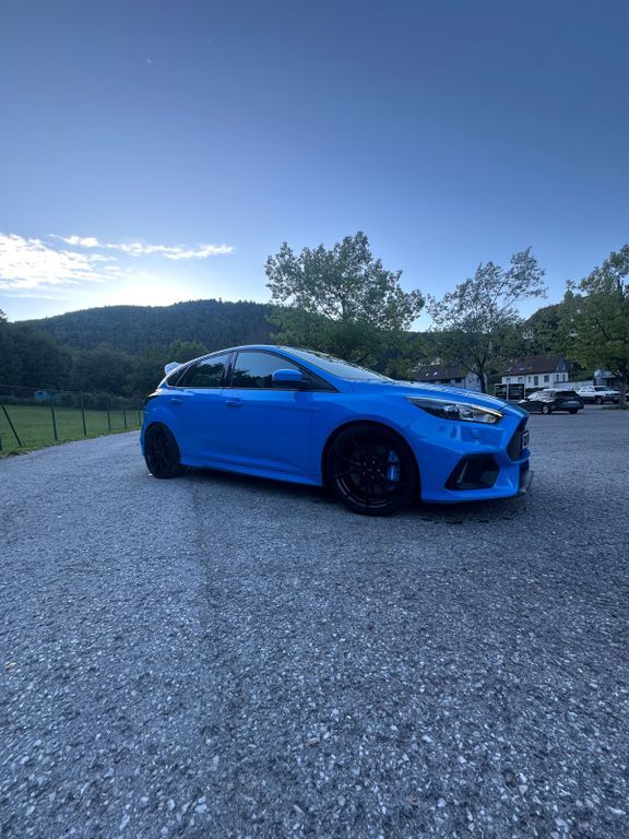 Ford Focus 53.000 km 33.000 € Höfen 75339