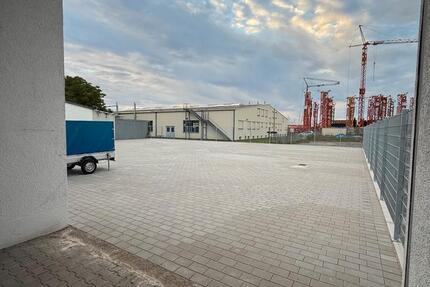 Stellplatz Stellfläche Gewerbefläche Außenstellplatz zimmer