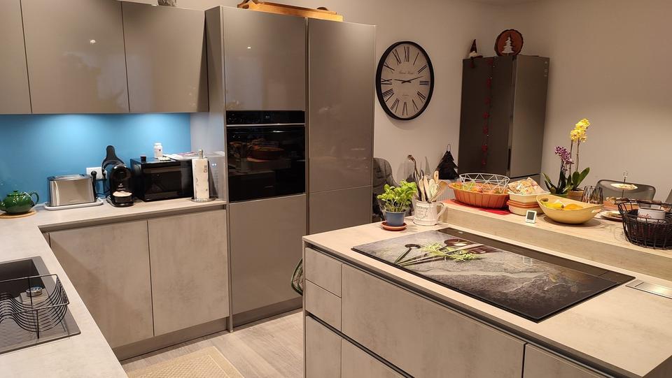 Große, top sanierte Wohnung in bevorzugter Lage von Pforzheim 3.5 zimmer