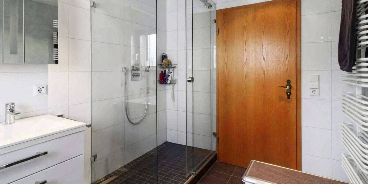 Doppelhaushälfte Karlsbad Langensteinbach - 5 Zimmer, 155 m&sup2;, 529.000&euro; | Angebot:26731254