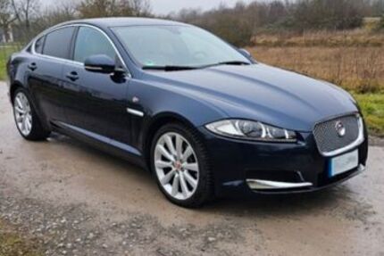 Jaguar XF 144.000 km 12.100 &euro; Karlsruhe 76137