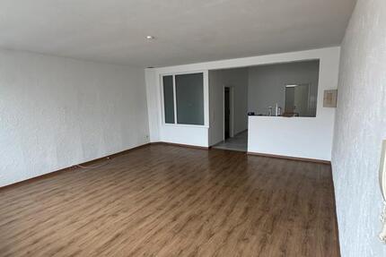 Wohnung Herxheim bei Landau/Pfalz Pfalz - 2 Zimmer, 70 m&sup2;, 800&euro; | Angebot:25325902