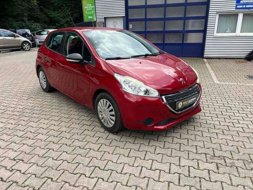 Peugeot 208 74.000 km 5.999 € Pforzheim 75173