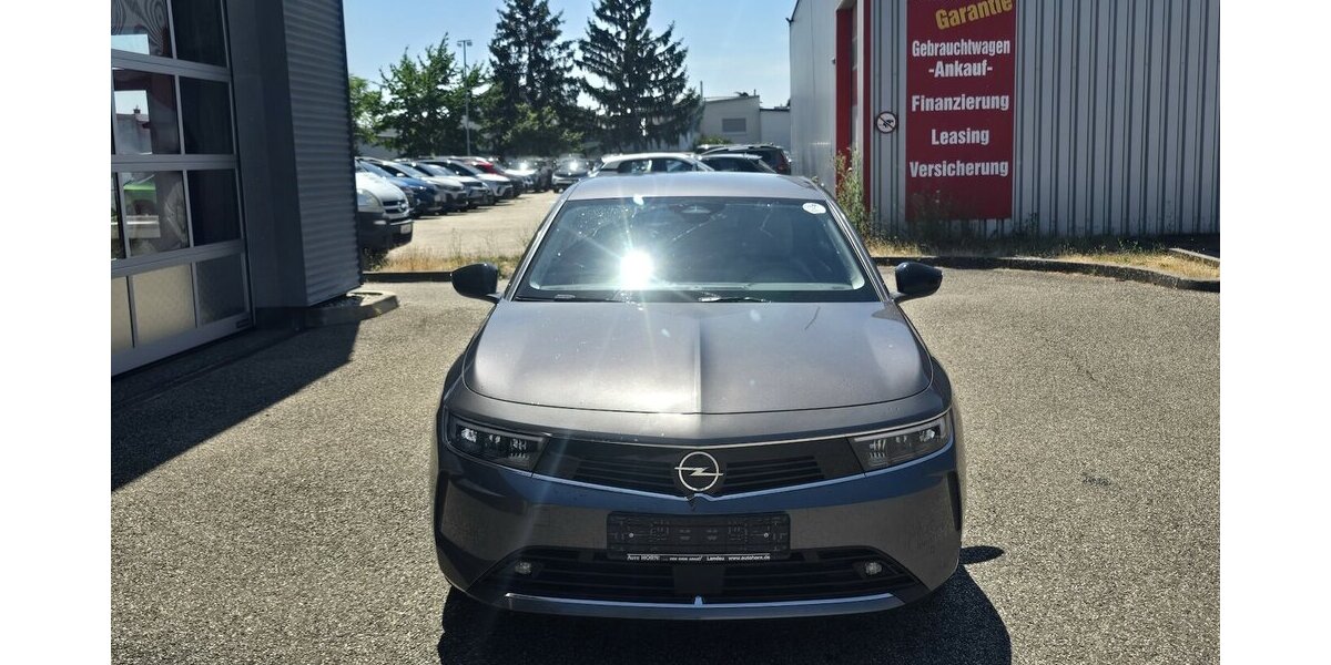 Opel Astra Elegance Klima Kamera 33.000 km 19.998 &euro; Landau 76829