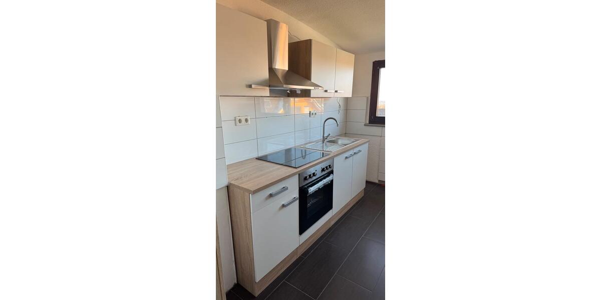 Dachgeschoßwohnung Straubenhardt - 3 Zimmer, 66 m&sup2;, 195.000&euro; | Angebot:26983742