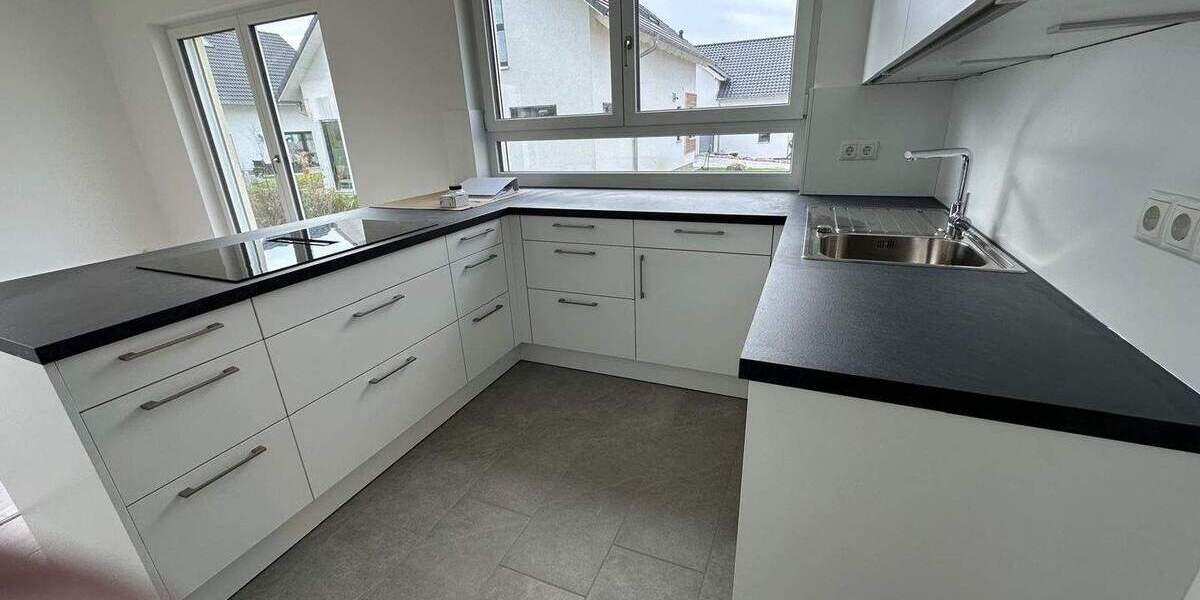 Einfamilienhaus Gaggenau - 5 Zimmer, 141 m&sup2;, 2.200&euro; | Angebot:25797712