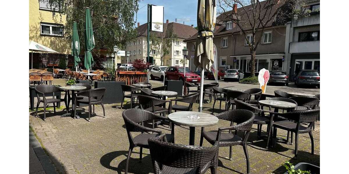 Eiscafé mit großer Terrasse in guter Lage zimmer