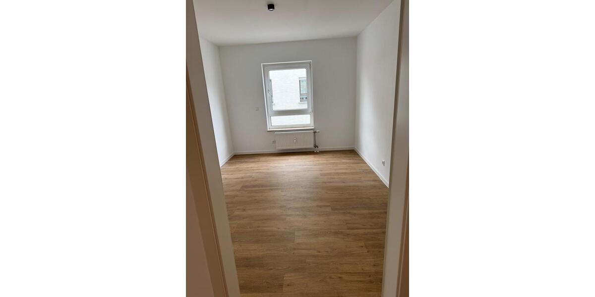 Etagenwohnung Karlsruhe Neureut - 3.5 Zimmer, 90 m&sup2;, 289.000&euro; | Angebot:26994786