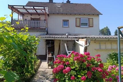 ObjNr:19520 - Geräumiges Haus für 2-3 Generationen mit Nebengebäude in Bad Bergzabern 10 zimmer