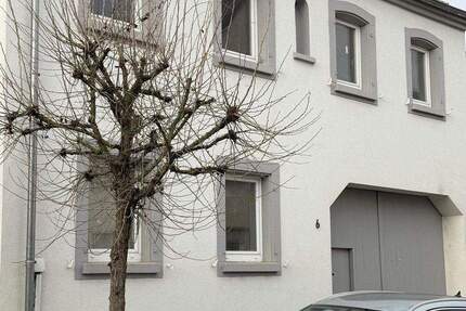 Kernsaniertes Haus in Schöner Lage 6 zimmer