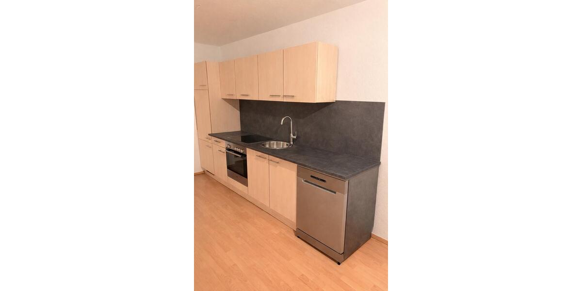 Renovierte 2-Zimmer Wohnung mit Balkon in Oberderdingen-Flehingen 2 zimmer