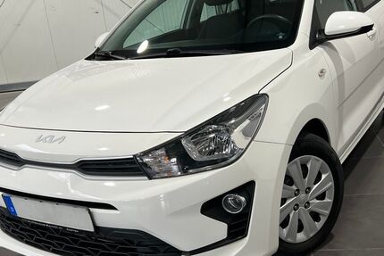 Kia Rio 42.000 km 12.995 &euro; Bretten 75015
