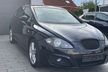 Seat Leon 181.439 km 2.890 &euro; Pforzheim 75181