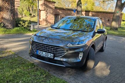 Ford Kuga 80.000 km 19.800 &euro; Germersheim 76726