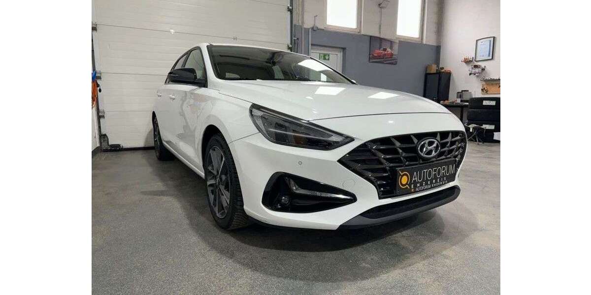 Hyundai i30 90.000 km 15.990 &euro; Knittlingen 75438