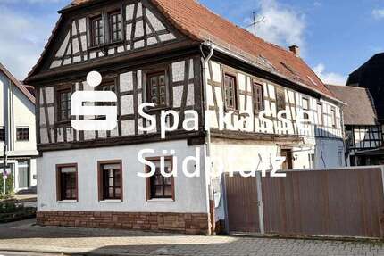 Wohnung Offenbach - 7 Zimmer, 202 m&sup2;, 149.000&euro; | Angebot:23533949