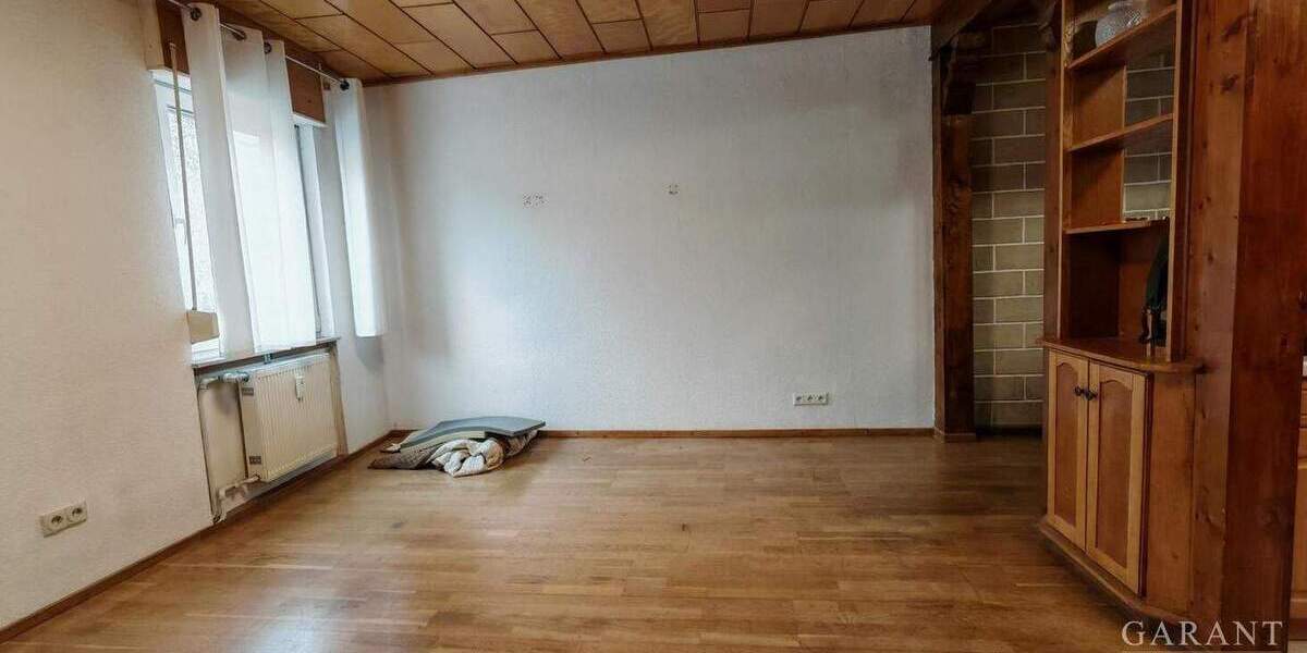 Etagenwohnung Pforzheim Eutingen - 4 Zimmer, 80 m&sup2;, 140.000&euro; | Angebot:25707672