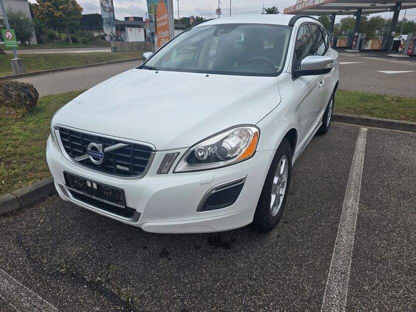 Volvo XC60 137.500 km 13.900 € Waghäusel 68753