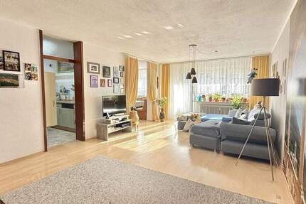 Attraktive Wohnung in Oberderdingen mit Aufzug, Balkon und Top-Raumaufteilung 3 zimmer