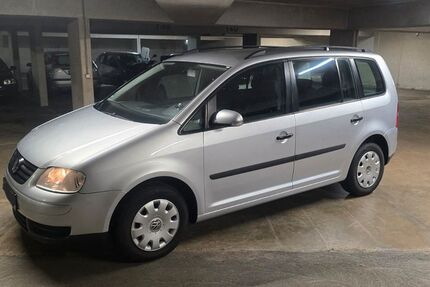 VW Touran 285.000 km 3.000 € Rastatt 76437