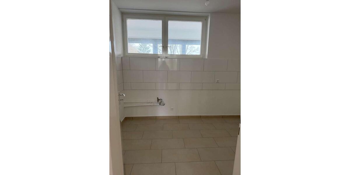 Etagenwohnung Karlsruhe Wettersbach - 2 Zimmer, 64 m&sup2;, 700&euro; | Angebot:25542469